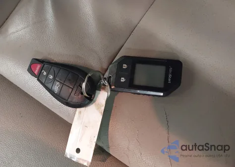 2009 Chrysler 300 Touring/Signature Series из США, поврежденный, VIN 2C3LK53V19H548744